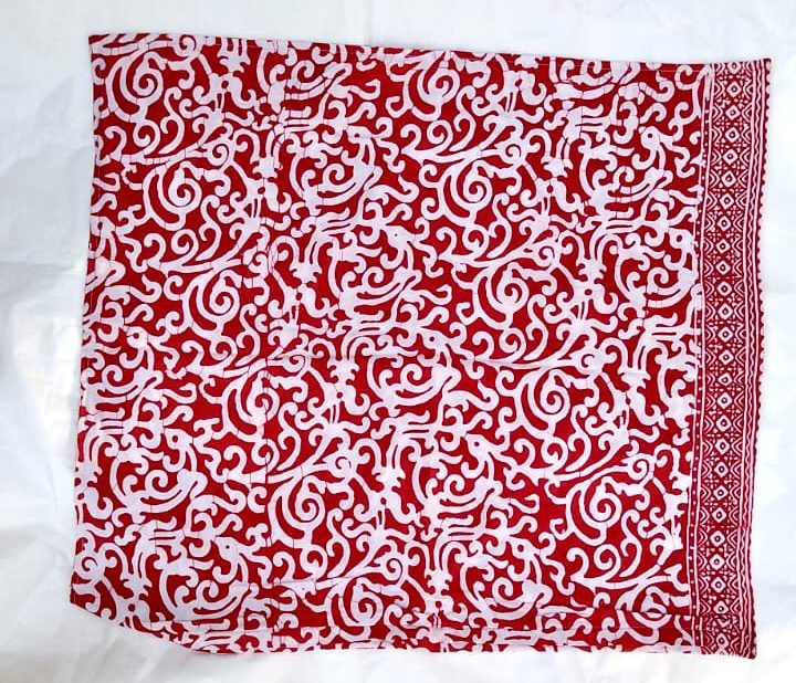 CojínWaxPrintRedIgual