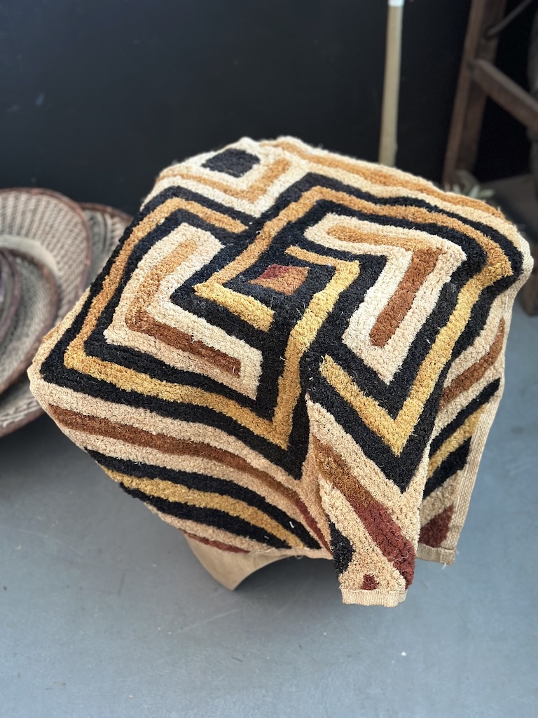 TextilKubaShoowa25III1