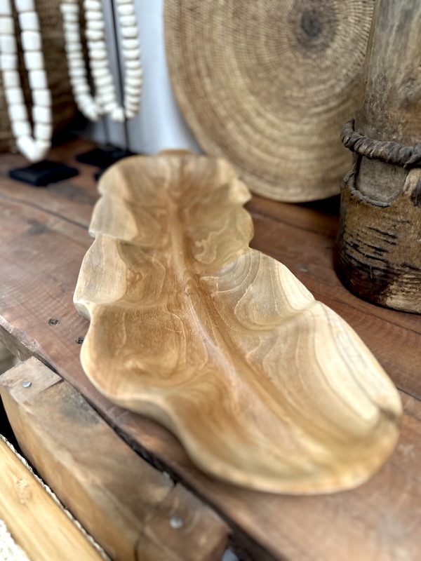 Fuente Hoja Alargada